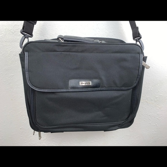Targus | Computers, Laptops & Parts | Tagus 6 Inch Laptop Bag | Poshmark